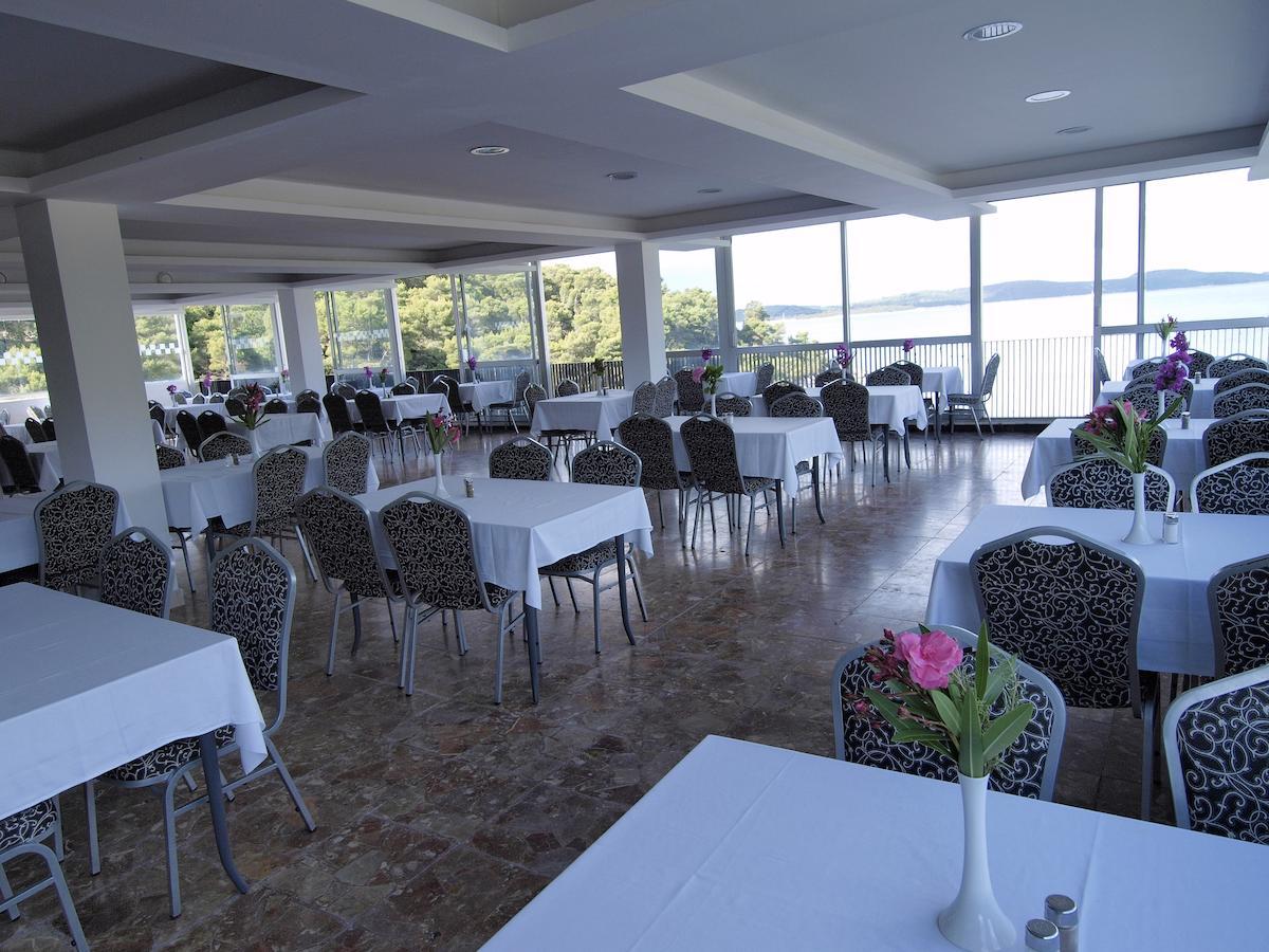 Hotel Sirena Hvar Хвар Экстерьер фото